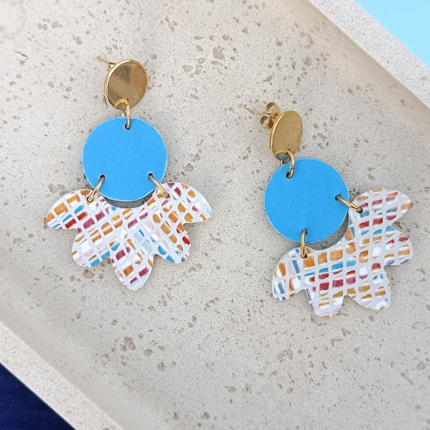 Boucles d'oreilles cuir Solandra bleu ciel