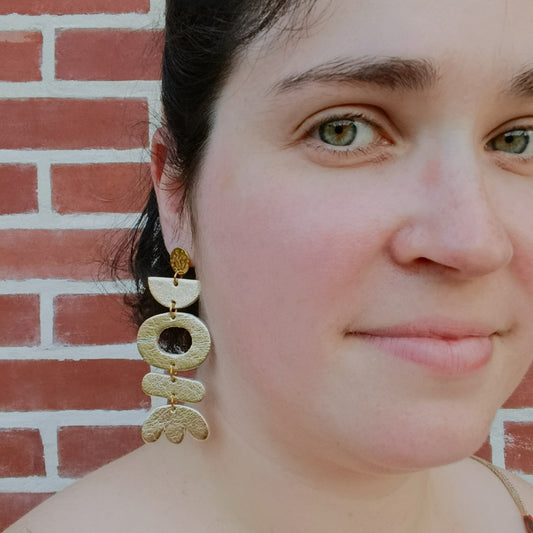 Boucles d'oreilles cuir Galya doré miroir