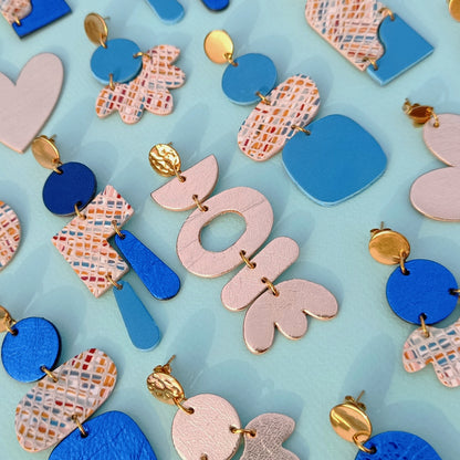 Atelier – Crée ta paire de boucles d'oreilles, bracelet ou collier en cuir de A à Z