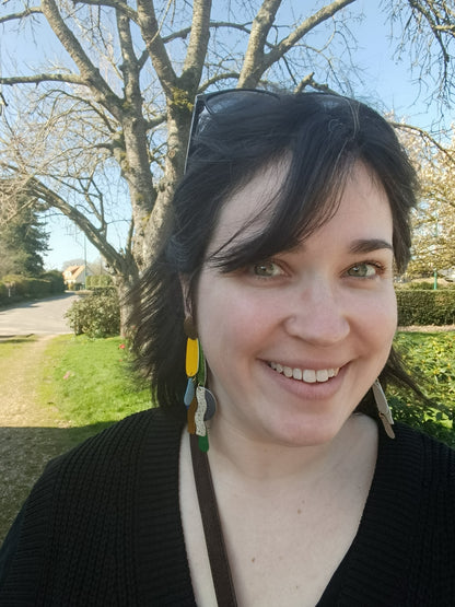 Atelier – Crée ta paire de boucles d'oreilles, bracelet ou collier en cuir de A à Z